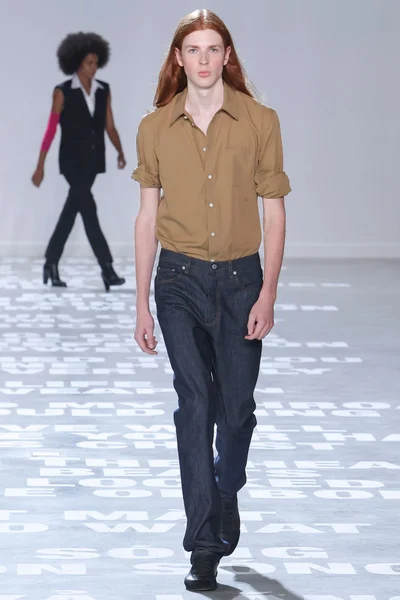 Look 17